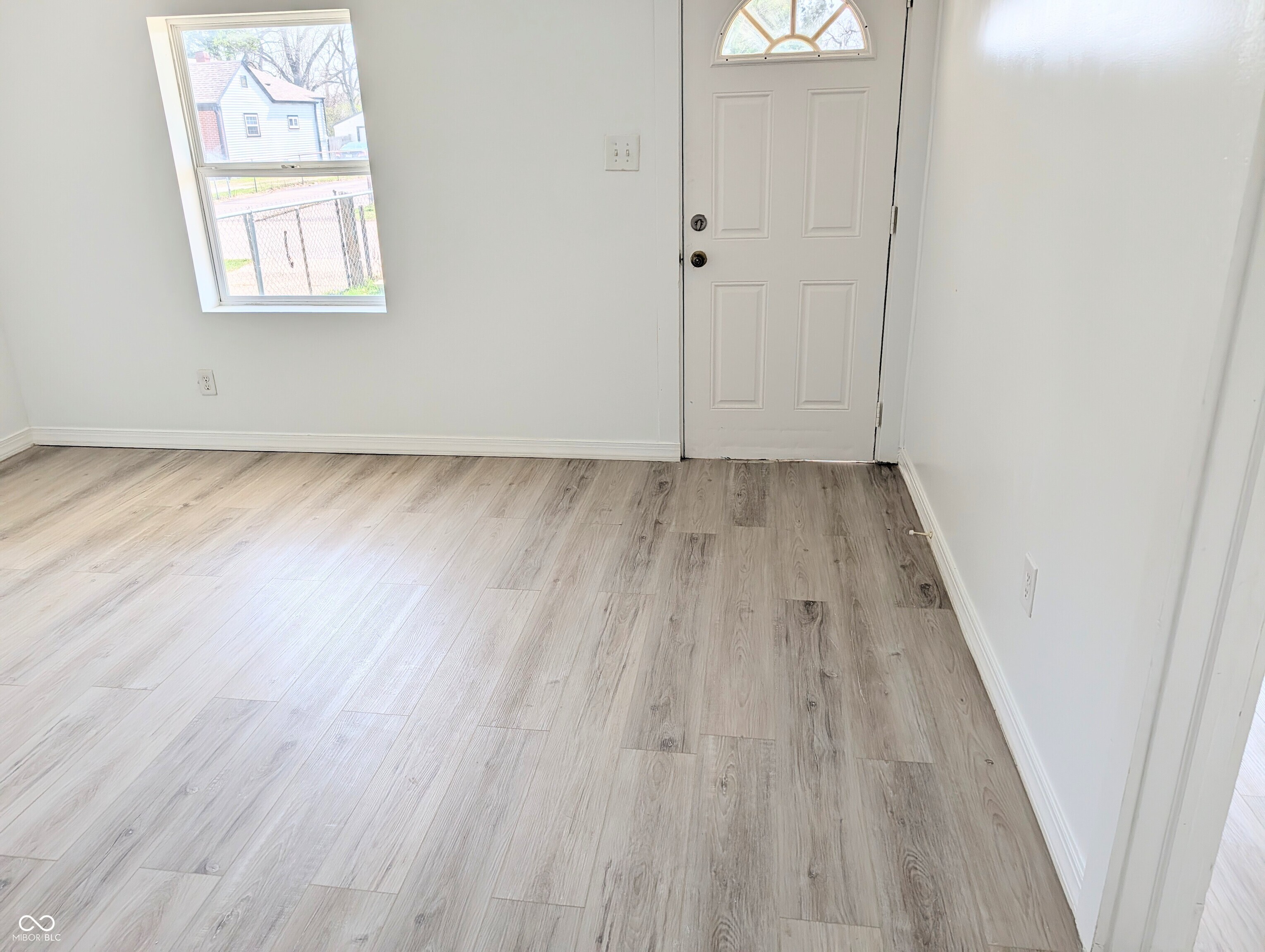 4618 W Beecher Street