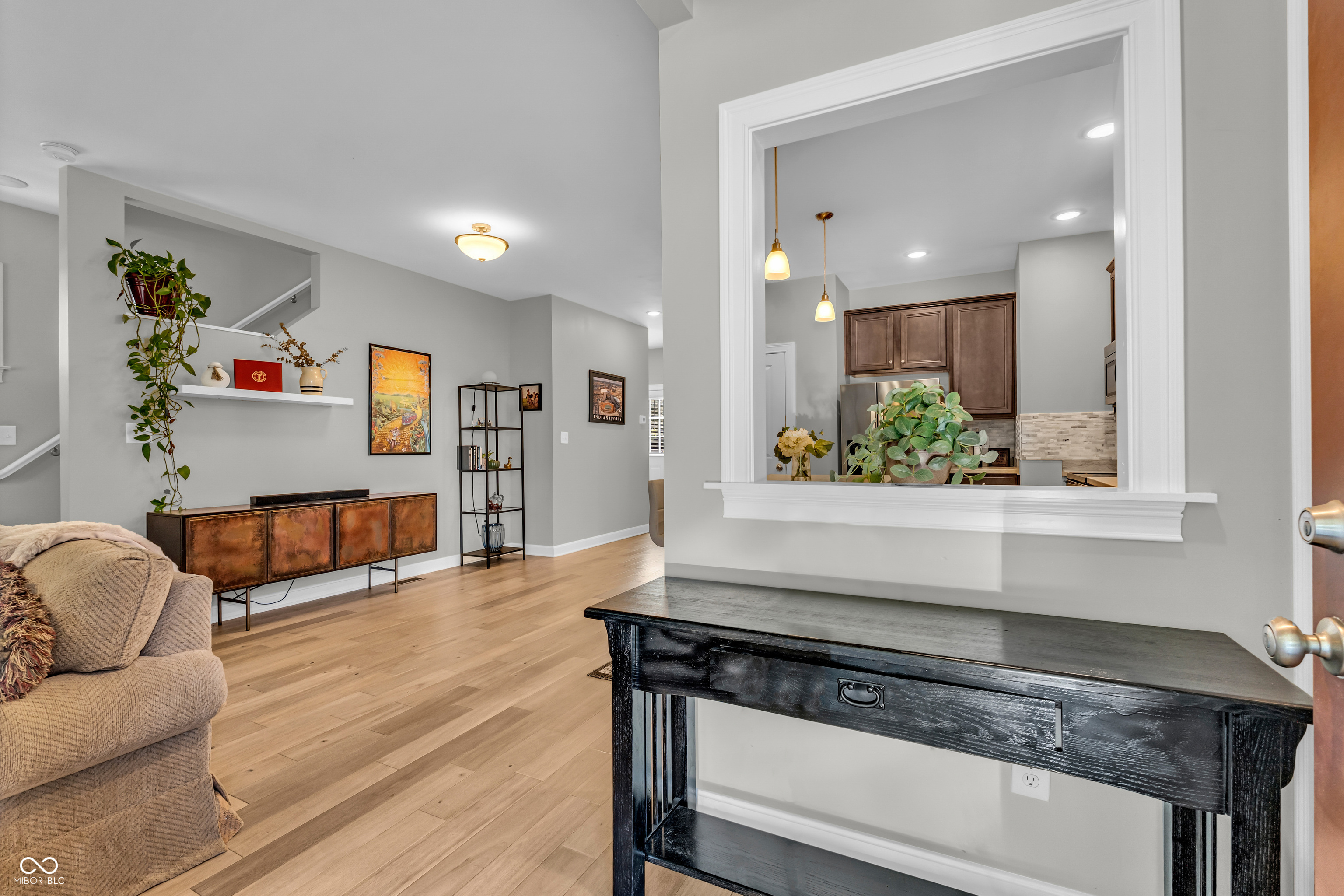 31 E Parkview Avenue