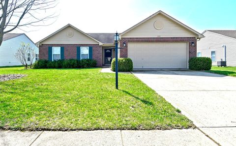 Photo of 1721 Creekside Drive, Brownsburg, IN 46112 (MLS # 22091999)