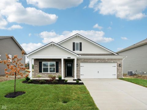 Photo of 213 Holly Lane, Greenfield, IN 46140 (MLS # 22065553)