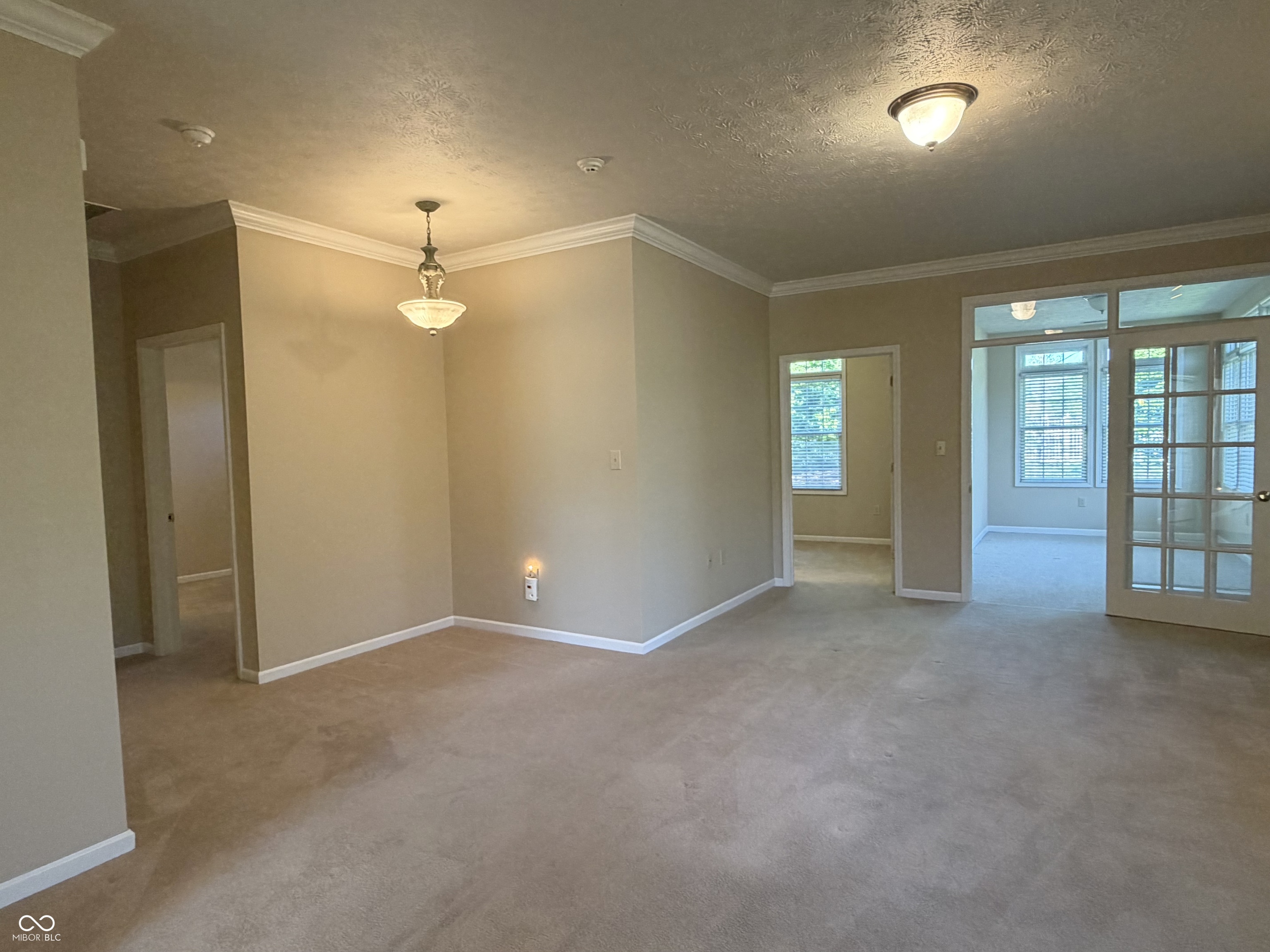 932 Kirkpatrick Place