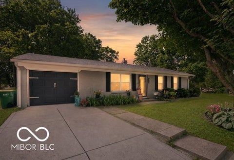 Photo of 219 Newby Court, Westfield, IN 46074 (MLS # 22106634)