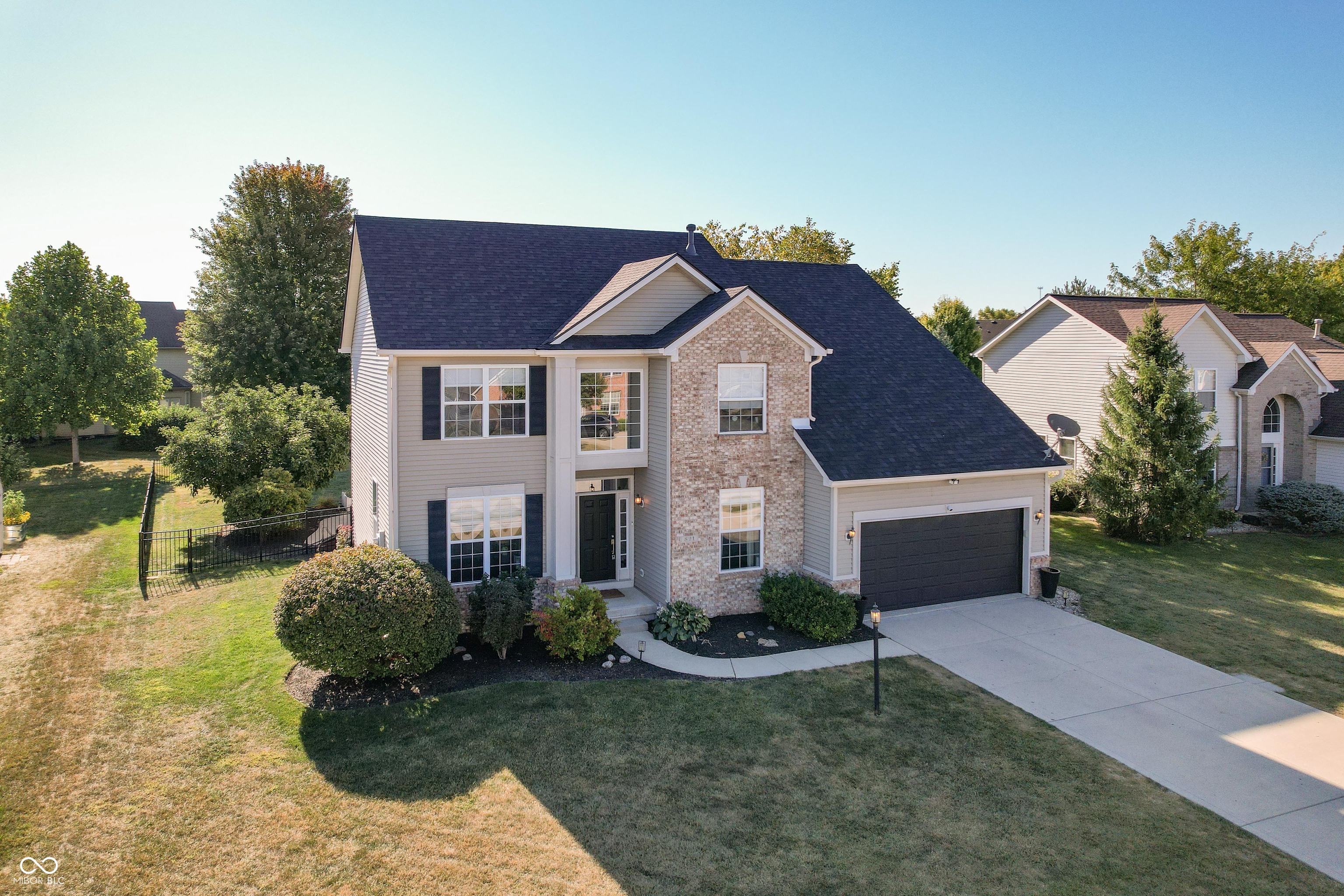 821 Harvest Lake Drive