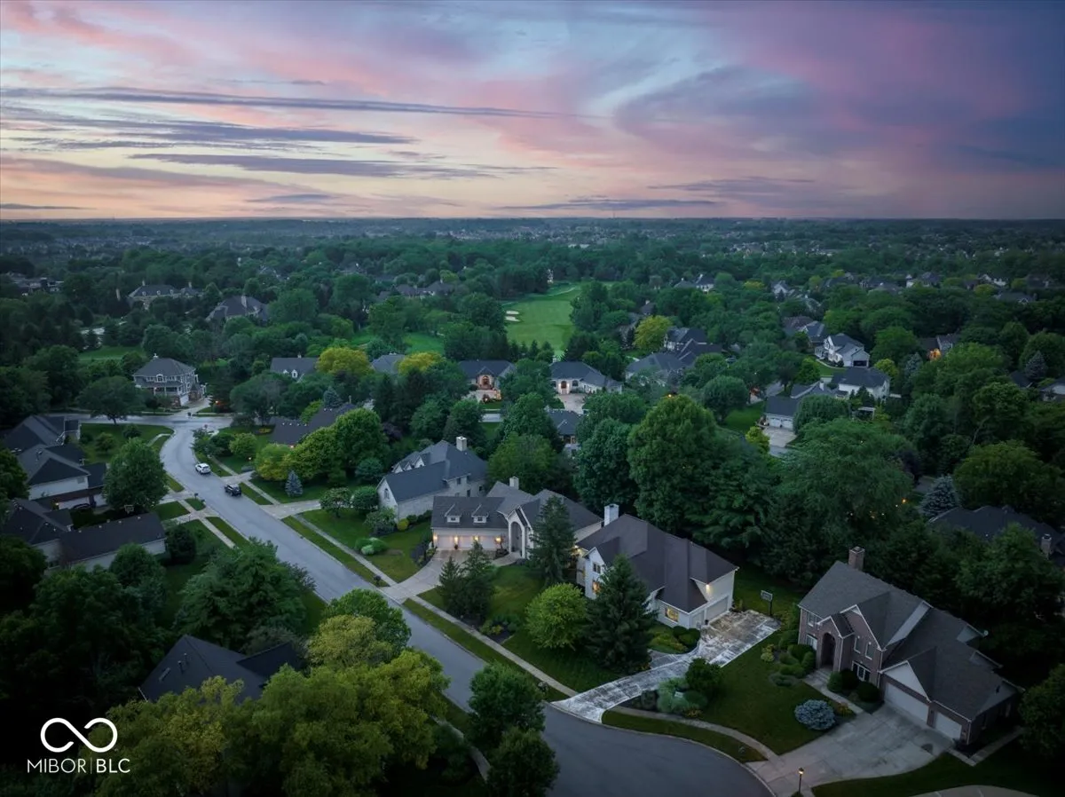 Fishers, Indiana 46037, United States, 4 Bedrooms Bedrooms, ,4 BathroomsBathrooms,Residential,Pending,155363