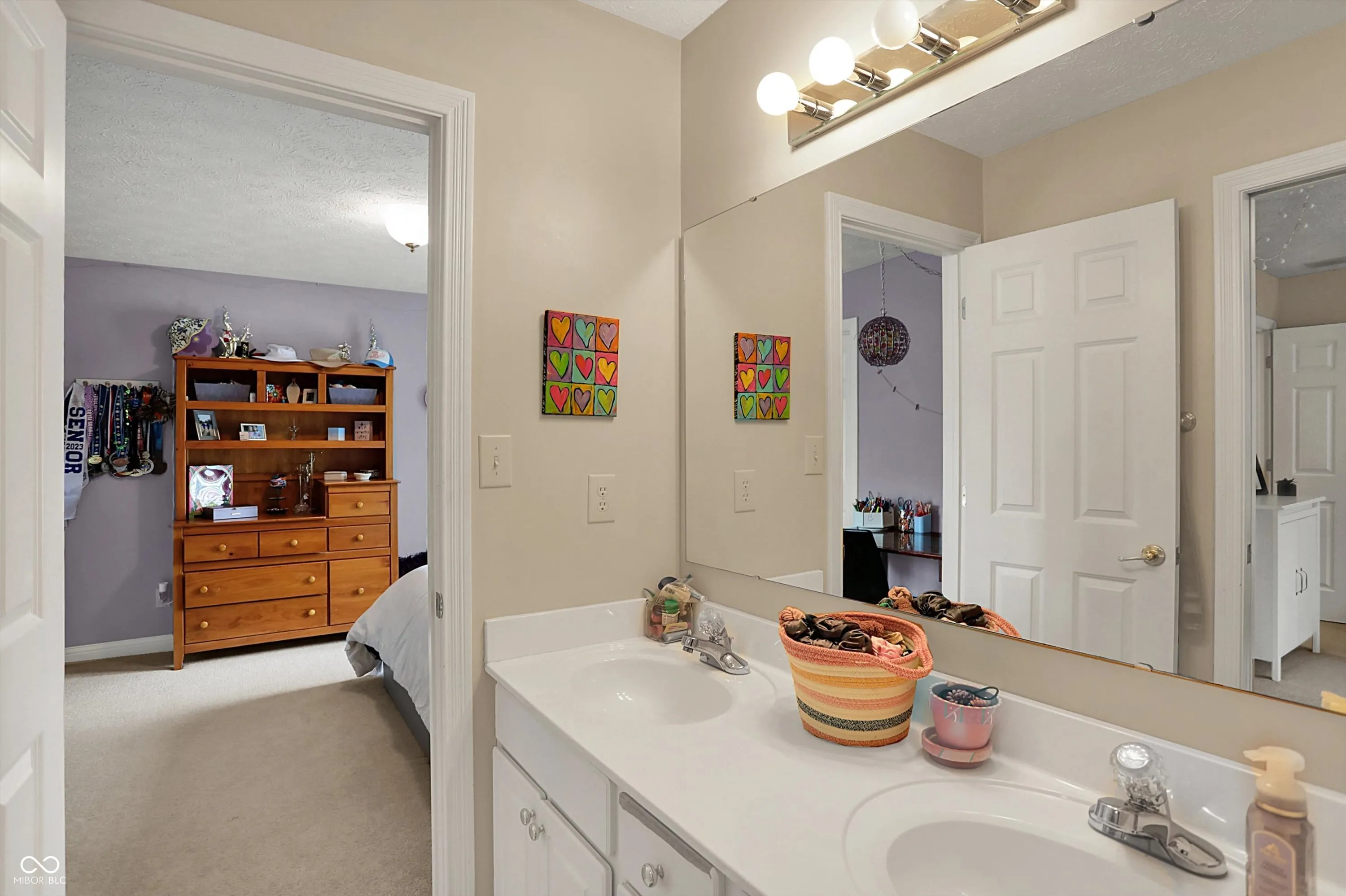 Fishers, Indiana 46037, United States, 4 Bedrooms Bedrooms, ,4 BathroomsBathrooms,Residential,Pending,155363