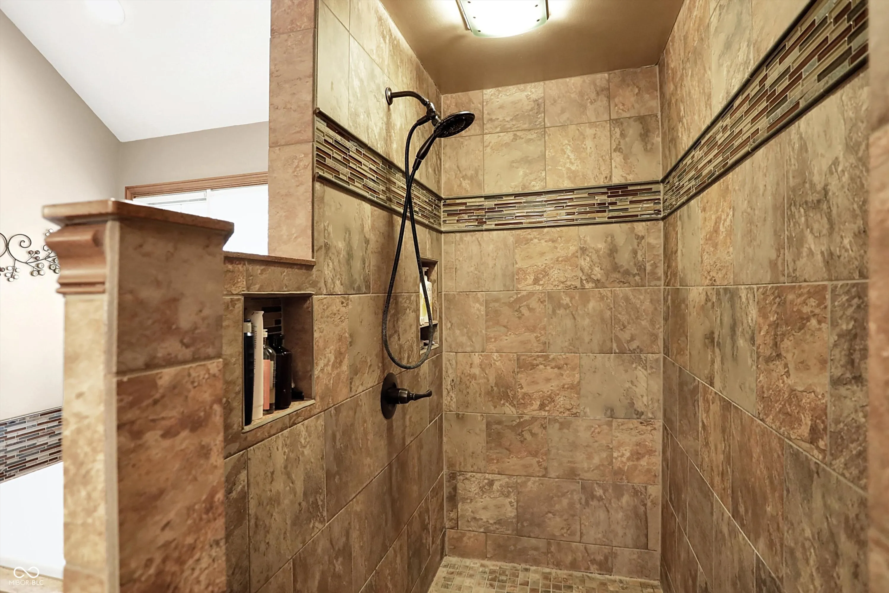 Fishers, Indiana 46037, United States, 4 Bedrooms Bedrooms, ,4 BathroomsBathrooms,Residential,Pending,155363