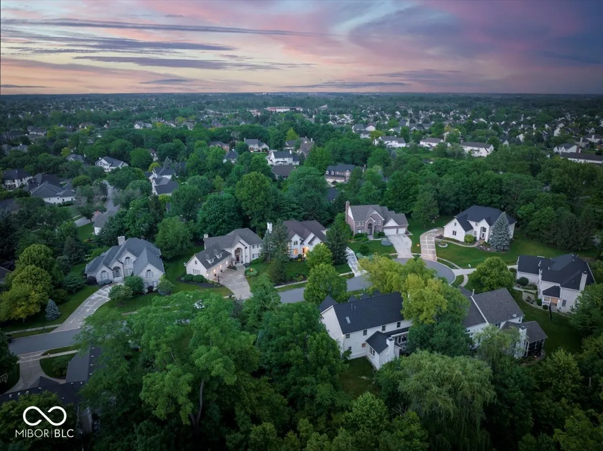 Fishers, Indiana 46037, United States, 4 Bedrooms Bedrooms, ,4 BathroomsBathrooms,Residential,Pending,155363