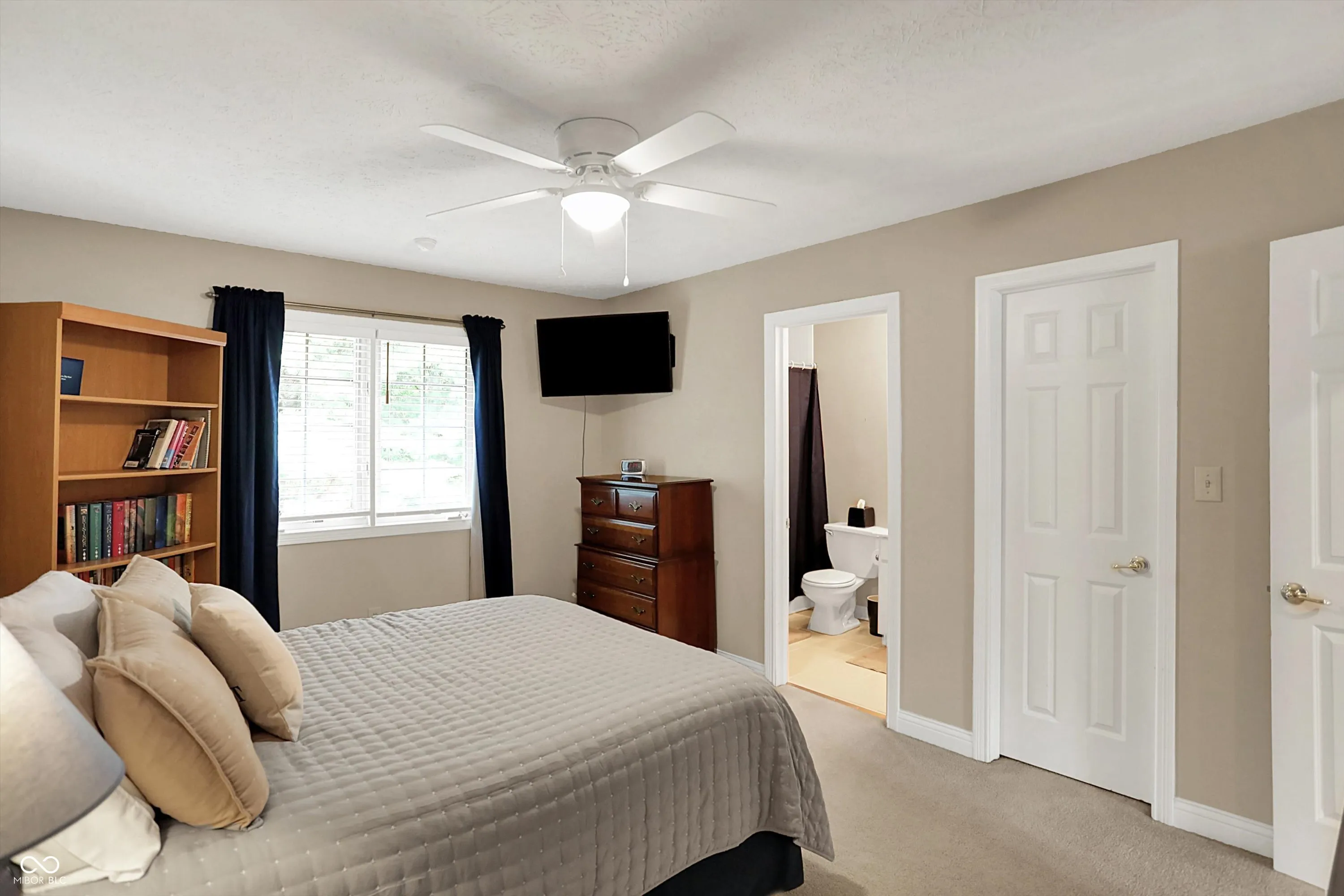 Fishers, Indiana 46037, United States, 4 Bedrooms Bedrooms, ,4 BathroomsBathrooms,Residential,Pending,155363