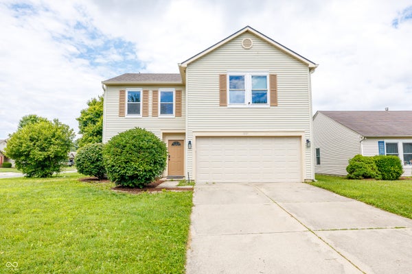 5606 N PLYMOUTH CT, MCCORDSVILLE, IN 46055 - Image a1823d3af2bddf7d8f8464d2f21a0964/352548805
