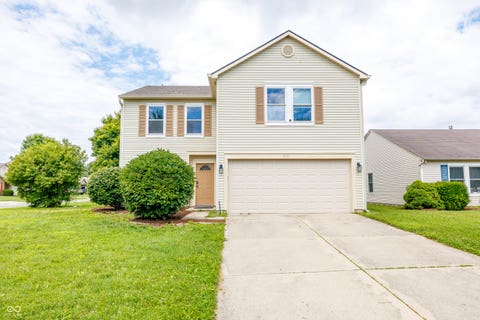 Photo of 5606 N Plymouth Court, McCordsville, IN 46055 (MLS # 22109089)