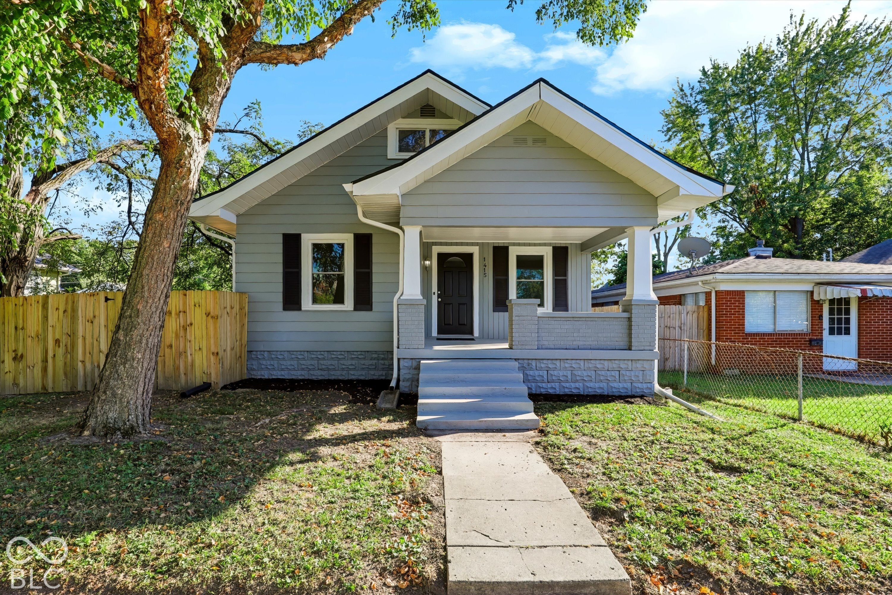 1415 E Castle Avenue