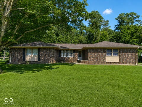 Photo of 6 U Drive, Cloverdale, IN 46120 (MLS # 22109738)
