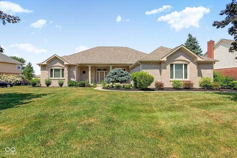 Photo of 9935 Water Crest Drive, Fishers, IN 46038 (MLS # 22117330)