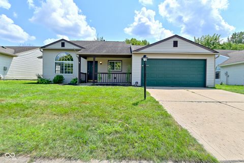 Photo of 1691 Roosevelt Drive, Greenfield, IN 46140 (MLS # 22053791)