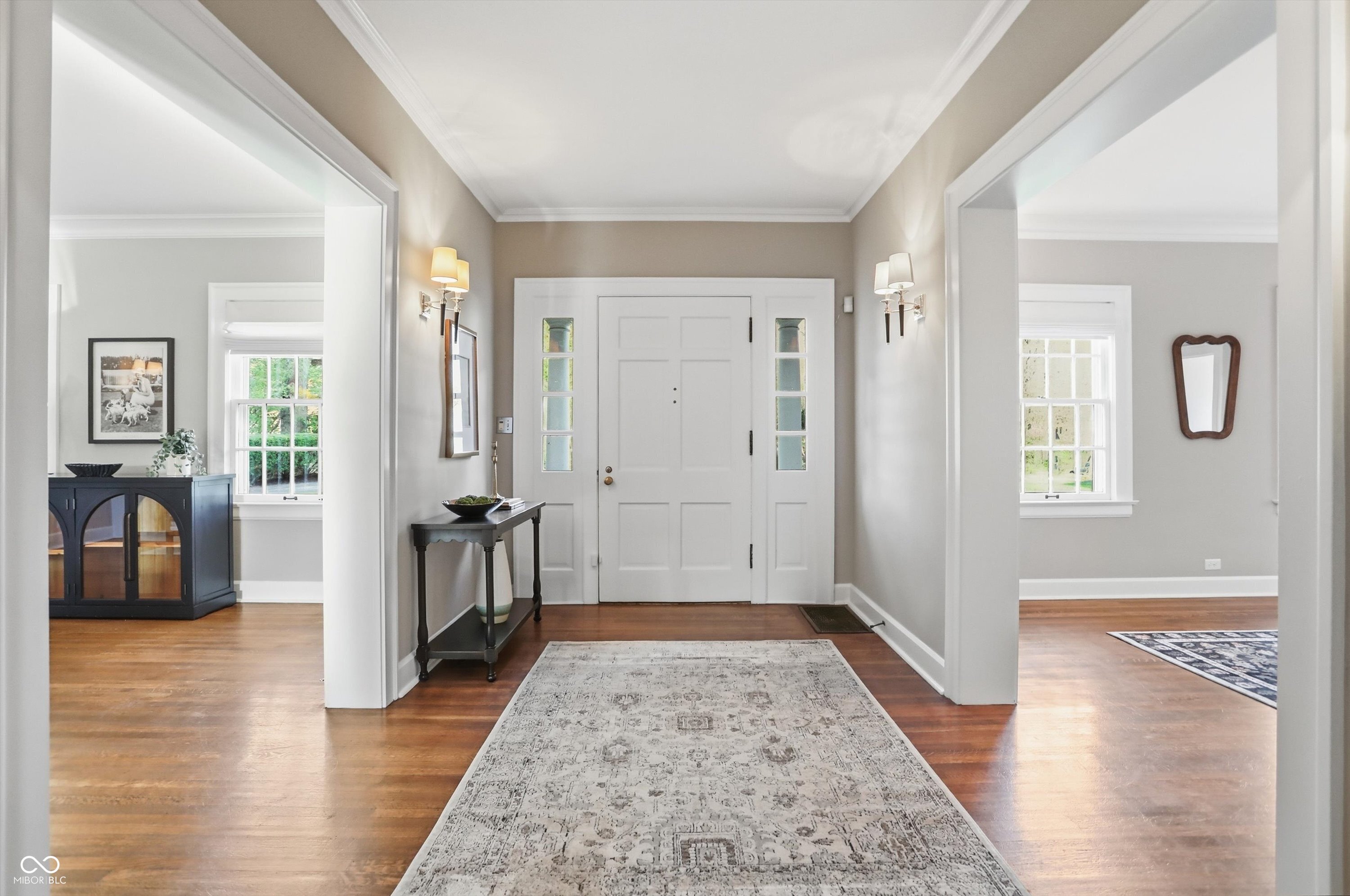 5273 N Illinois Street