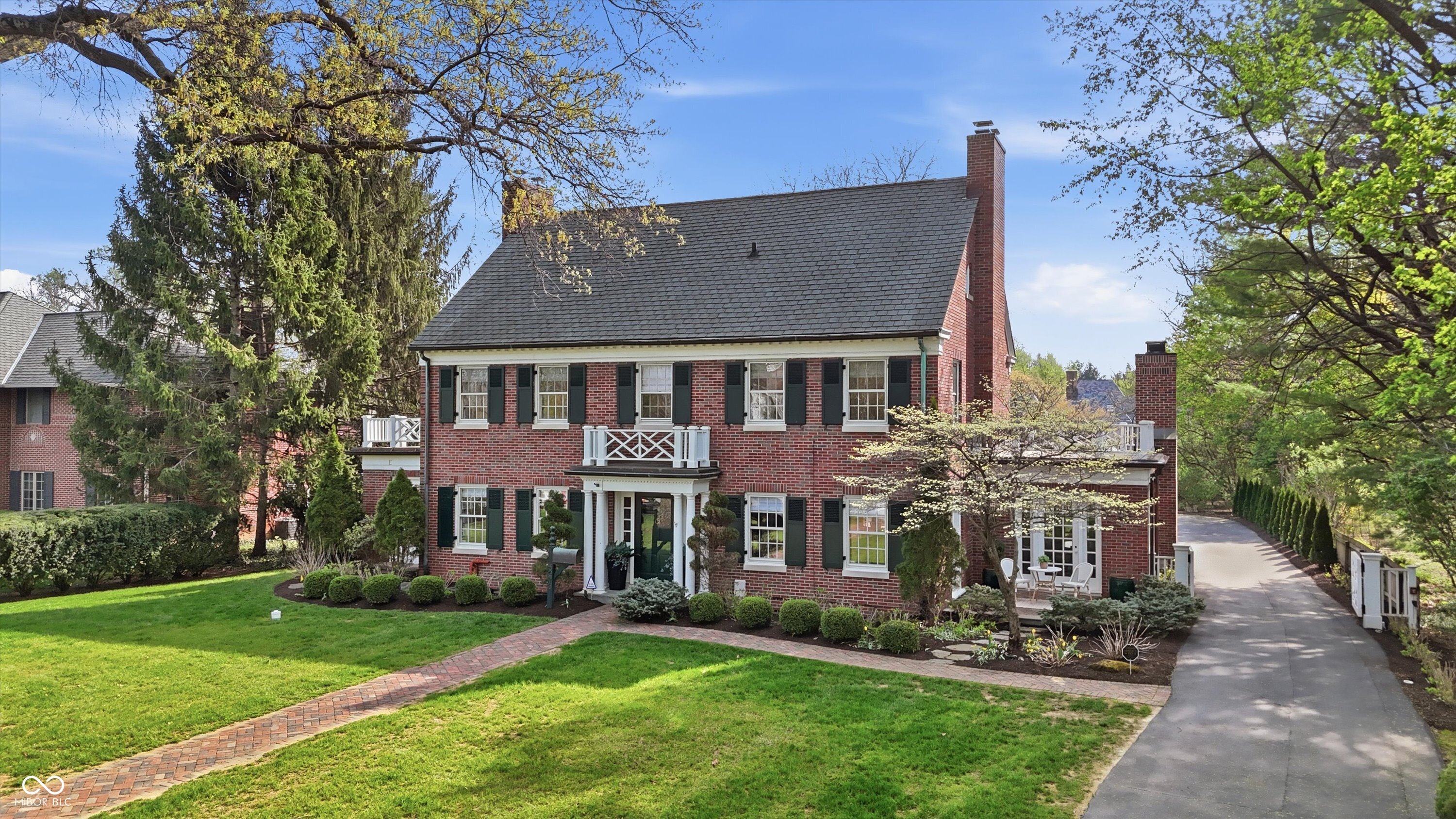 5273 N Illinois Street