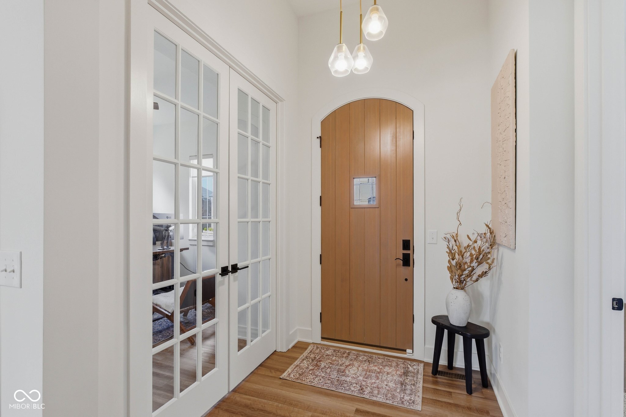 1541 Cantata Lane