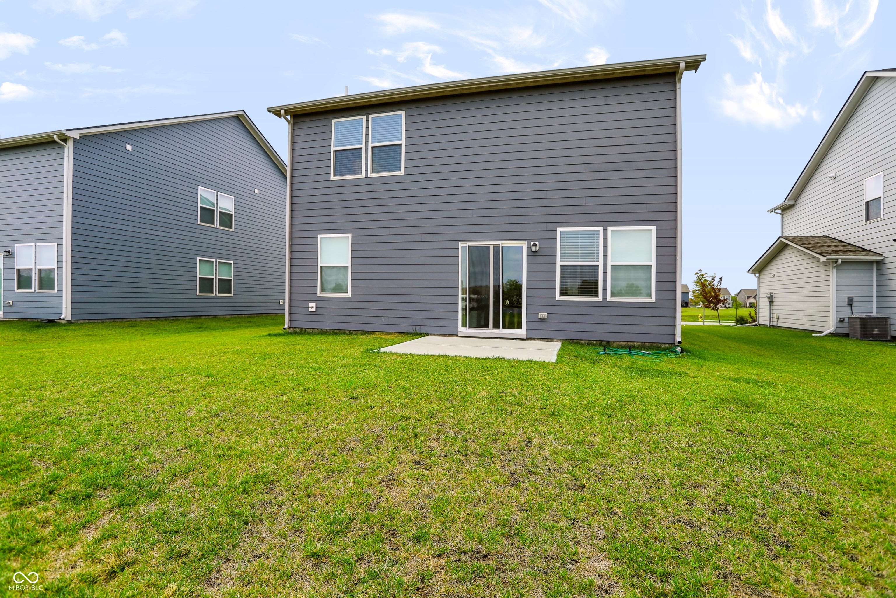 1240 Patens Drive