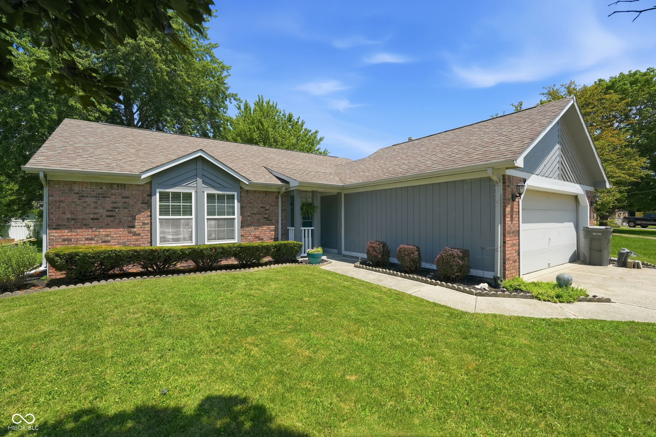 5238 Tamarisk Court