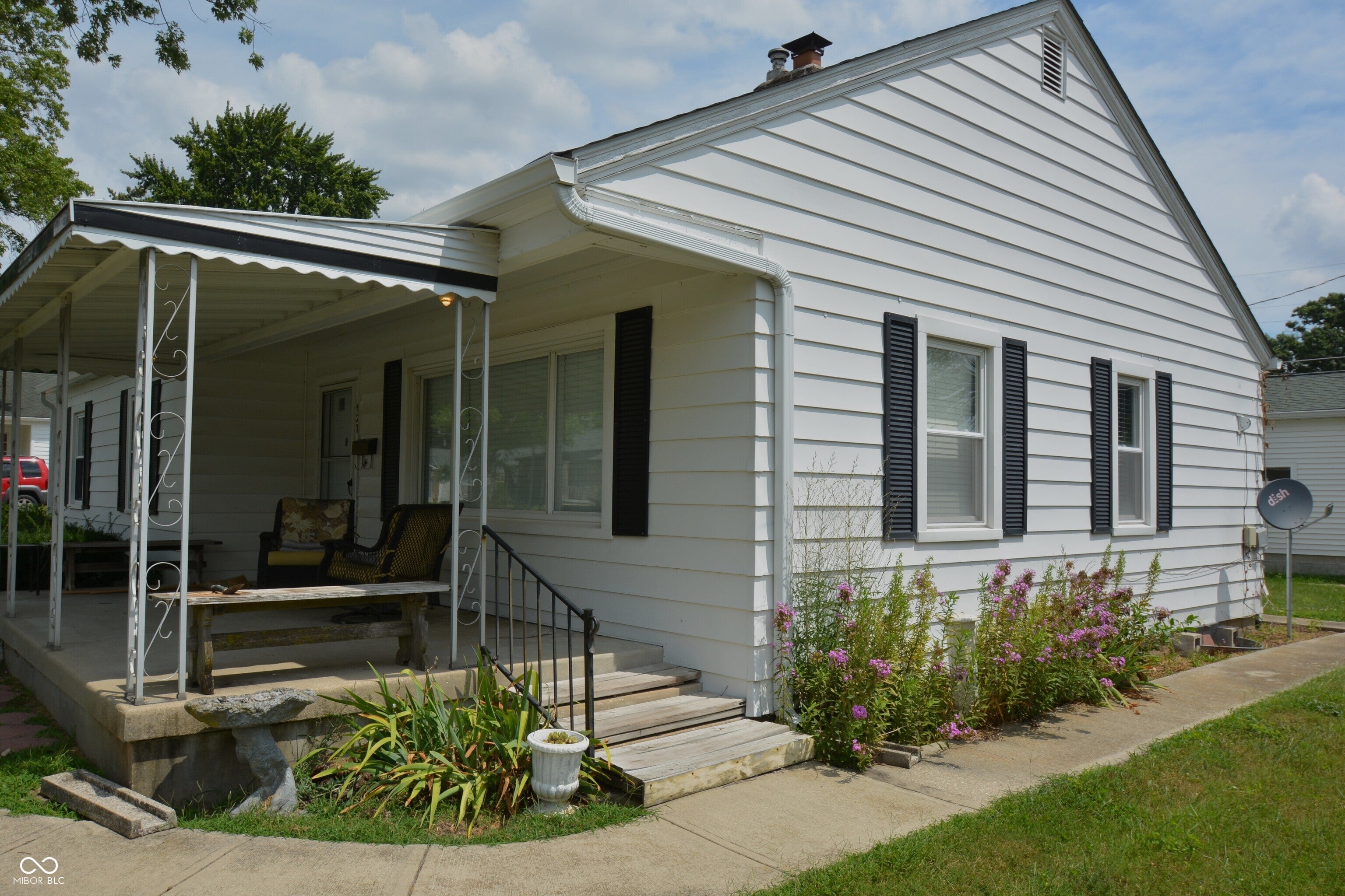 427 Raines