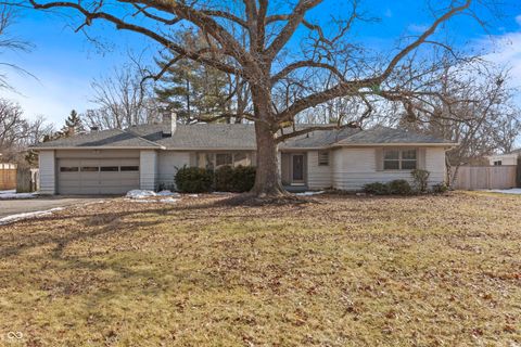Photo of 8743 Washington Blvd E Drive, Indianapolis, IN 46240 (MLS # 22083811)