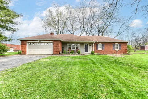 5927 Pine Hill Drive, Indianapolis, IN 46235 - MLS#: 22033630
