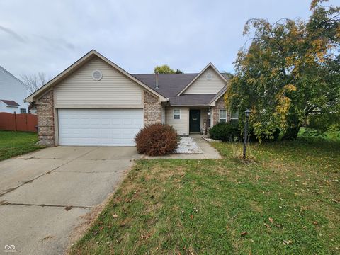 Photo of 12086 E Harvest Glen Drive, Indianapolis, IN 46229 (MLS # 22071112)