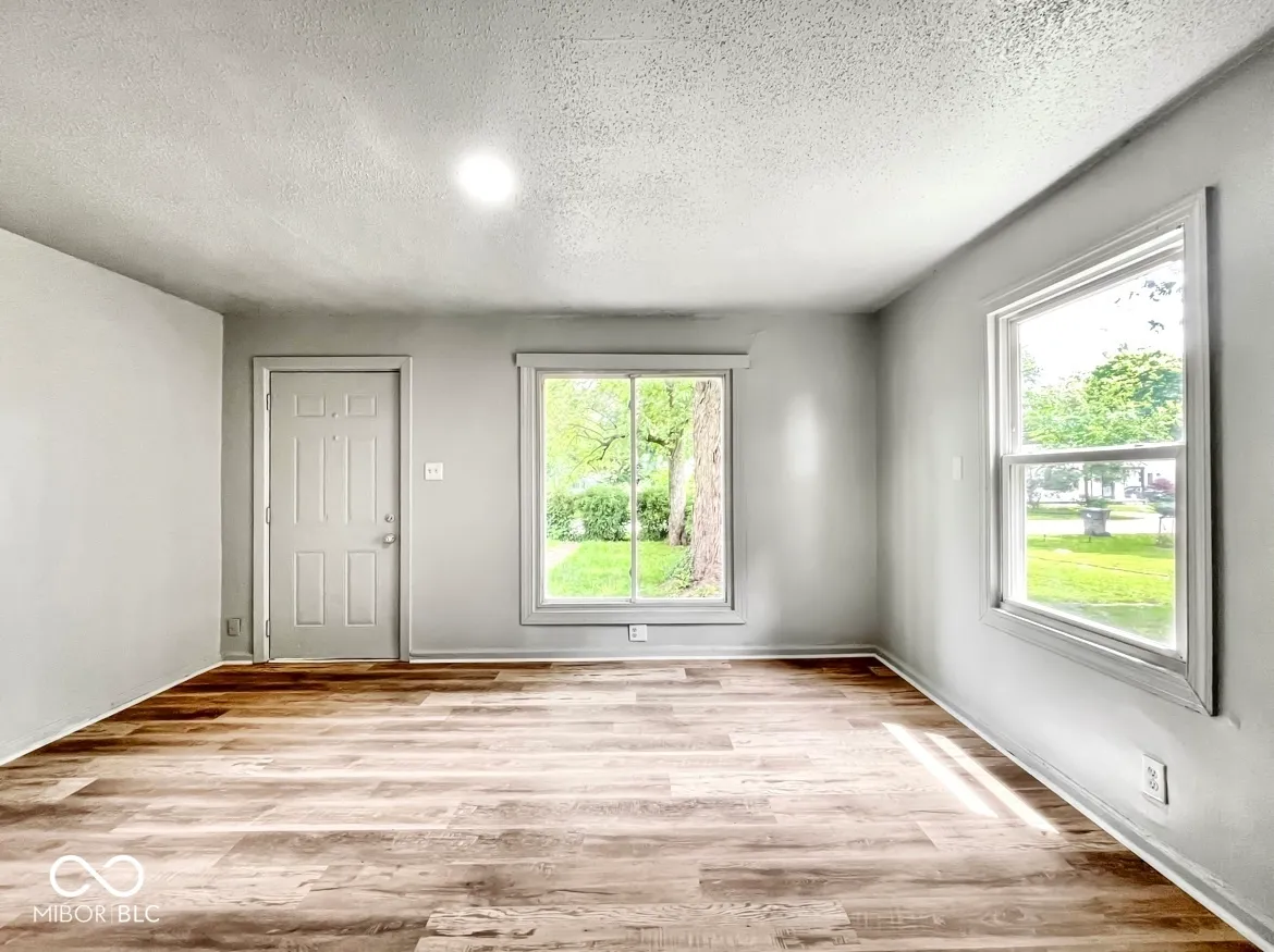 Indianapolis, Indiana 46205, United States, 3 Bedrooms Bedrooms, ,1 BathroomBathrooms,Residential,Active,155799