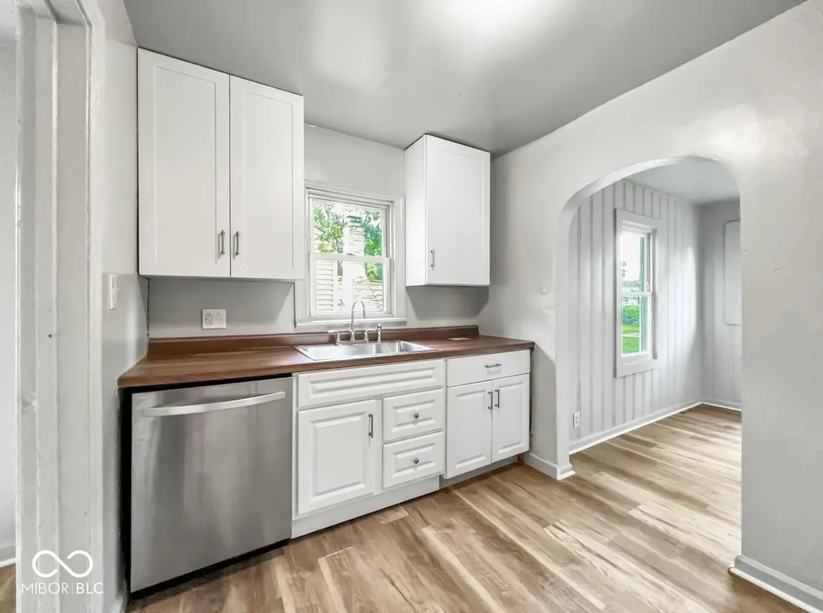 Indianapolis, Indiana 46205, United States, 3 Bedrooms Bedrooms, ,1 BathroomBathrooms,Residential,Active,155799