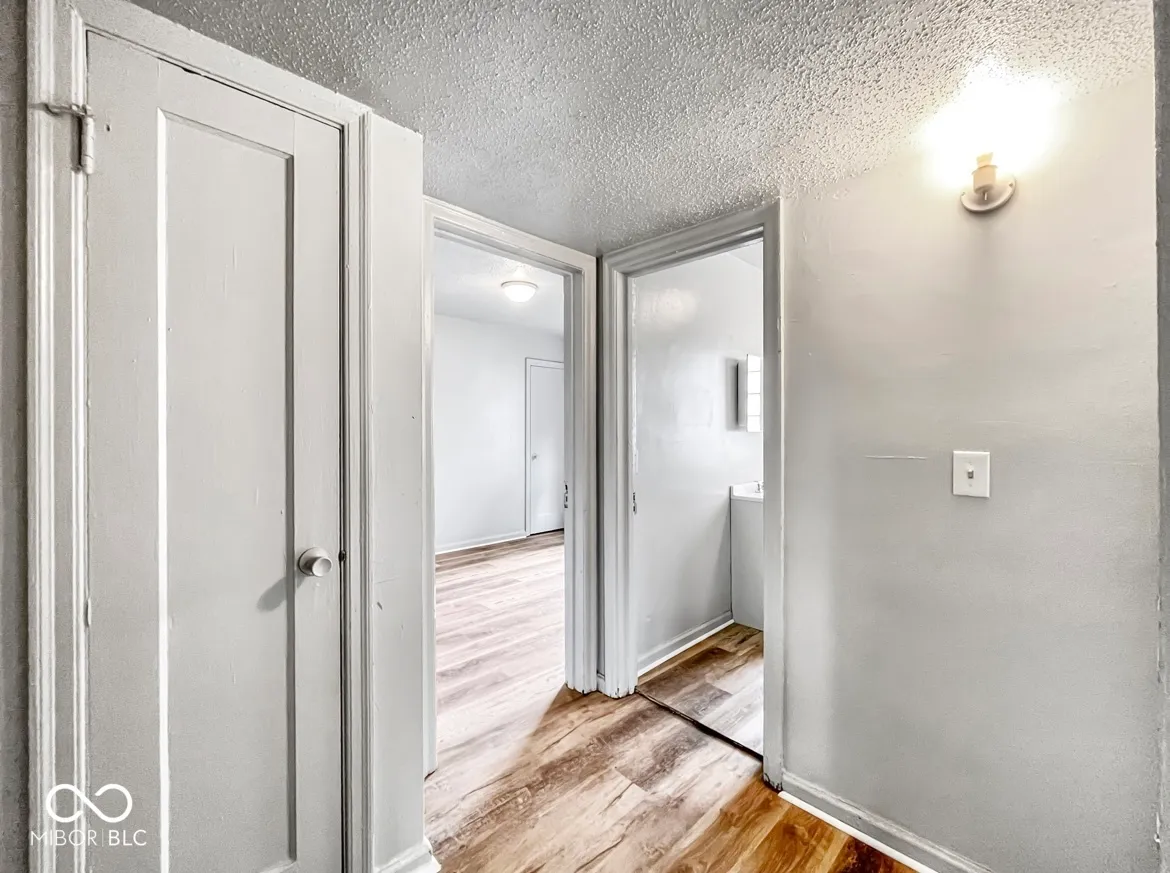 Indianapolis, Indiana 46205, United States, 3 Bedrooms Bedrooms, ,1 BathroomBathrooms,Residential,Active,155799