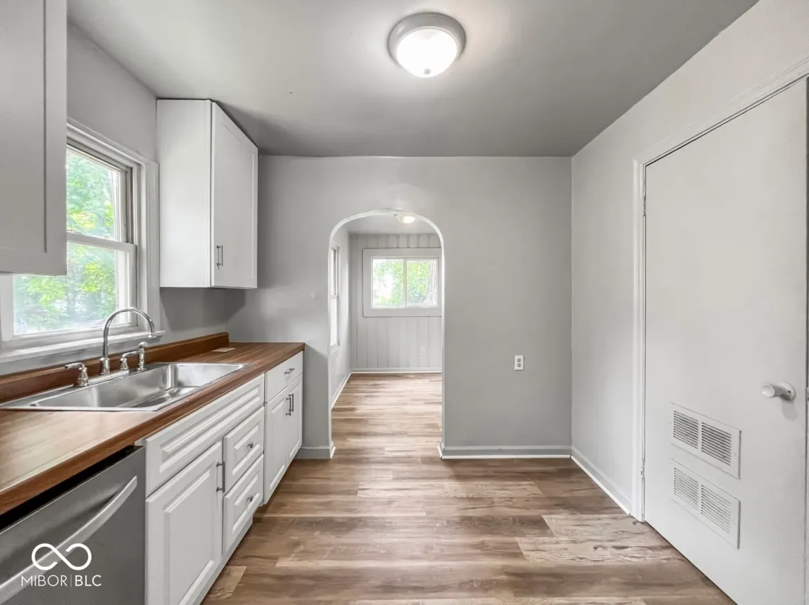 Indianapolis, Indiana 46205, United States, 3 Bedrooms Bedrooms, ,1 BathroomBathrooms,Residential,Active,155799