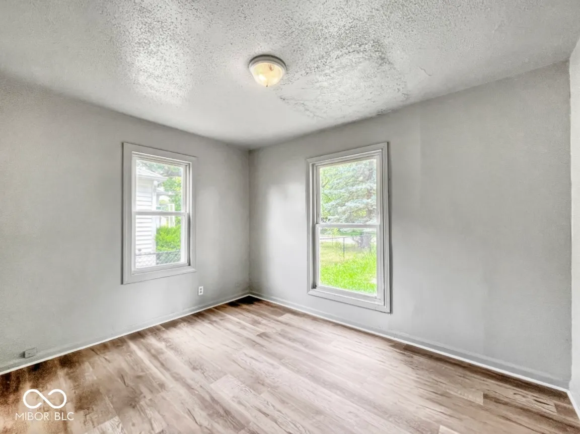 Indianapolis, Indiana 46205, United States, 3 Bedrooms Bedrooms, ,1 BathroomBathrooms,Residential,Active,155799