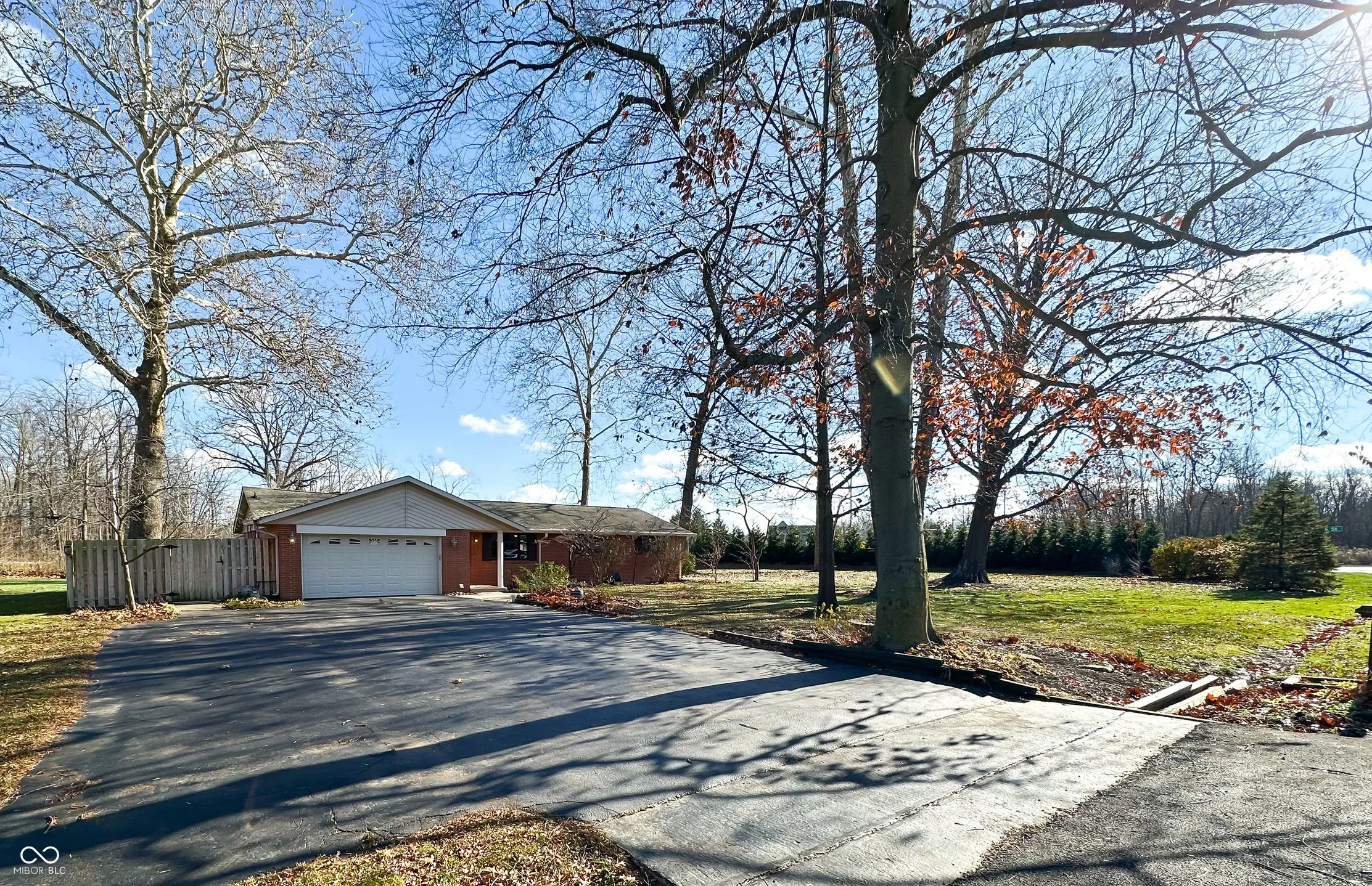 Zionsville, Indiana 46077, United States, 4 Bedrooms Bedrooms, ,2 BathroomsBathrooms,Residential,Active,249329