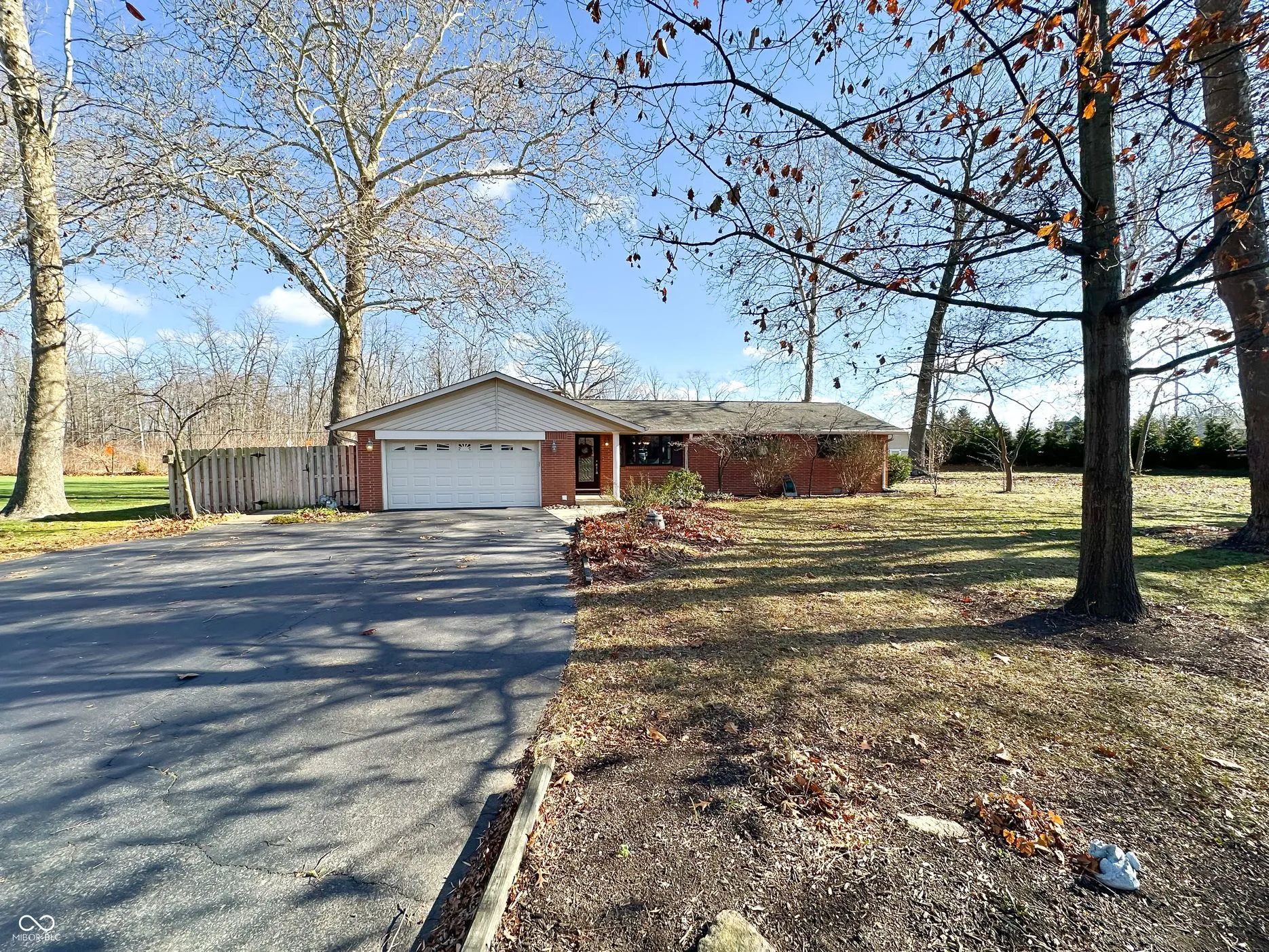 Zionsville, Indiana 46077, United States, 4 Bedrooms Bedrooms, ,2 BathroomsBathrooms,Residential,Active,249329