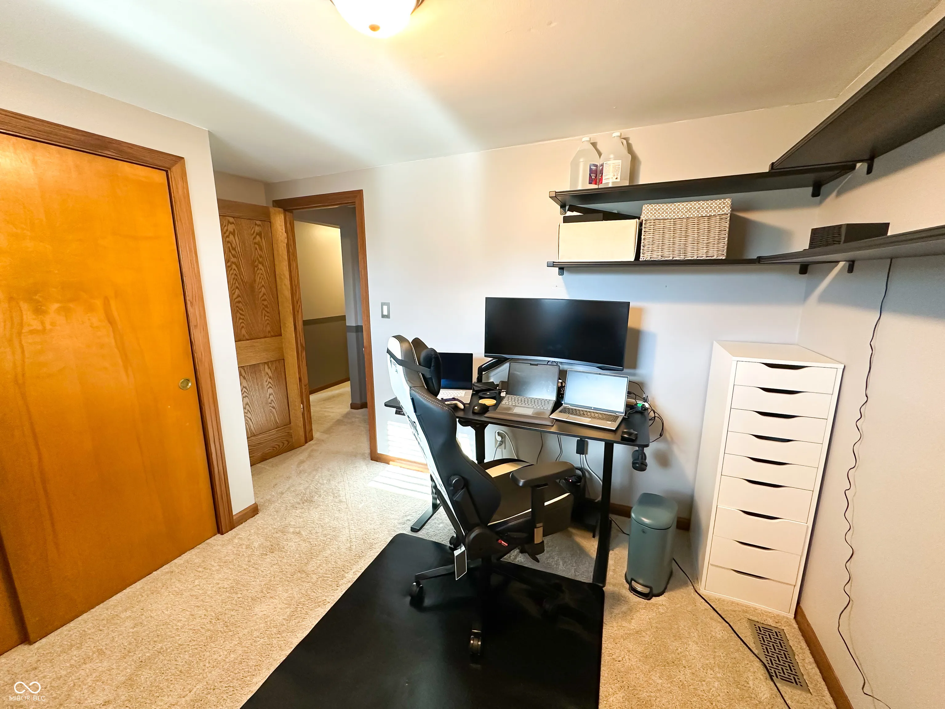 Zionsville, Indiana 46077, United States, 4 Bedrooms Bedrooms, ,2 BathroomsBathrooms,Residential,Active,249329