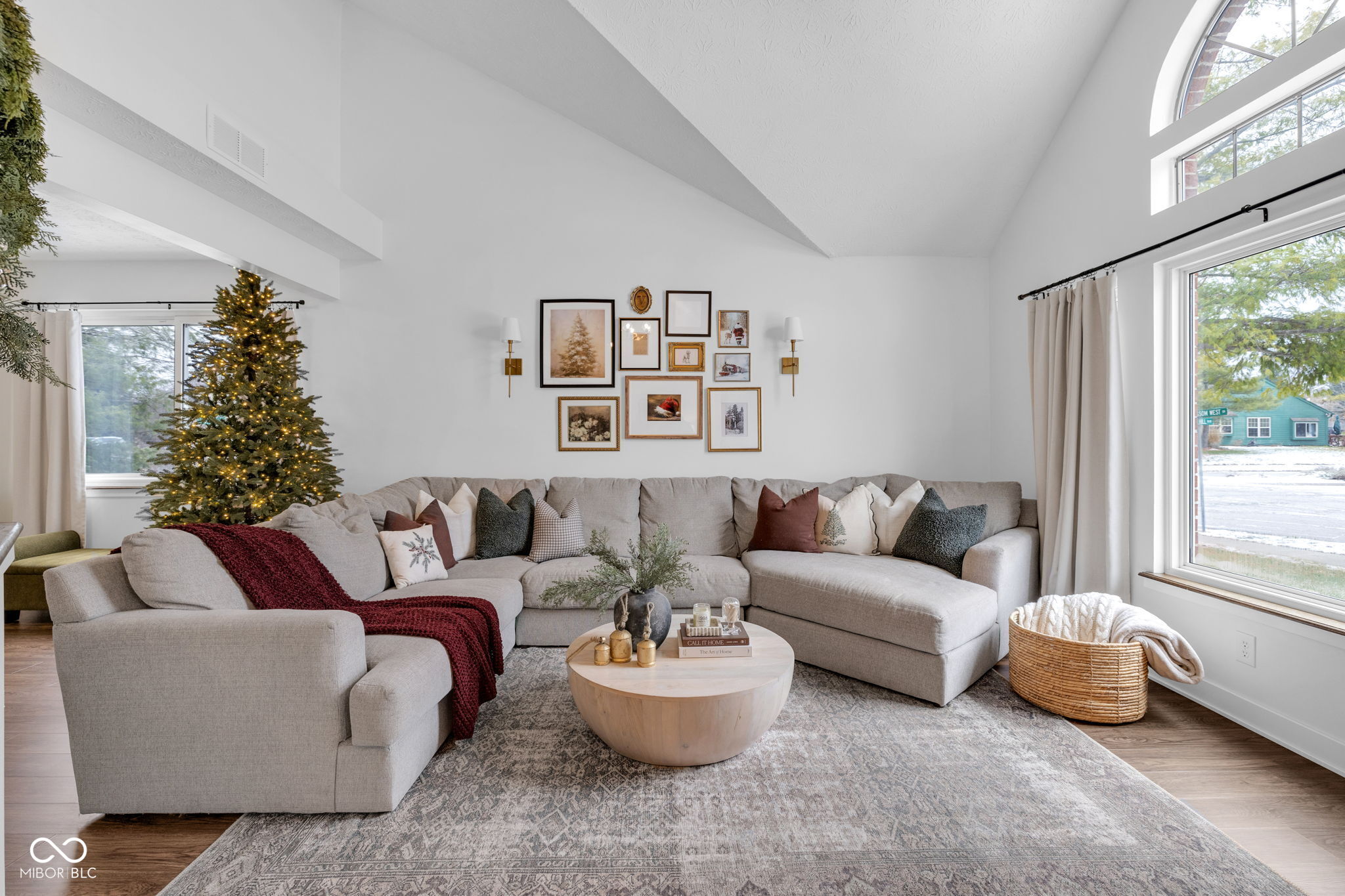 6784 Cherry Blossom West Drive