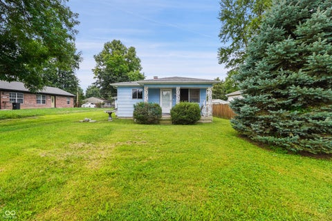 Photo of 1131 E Sixth Street, Greenfield, IN 46140 (MLS # 22120275)