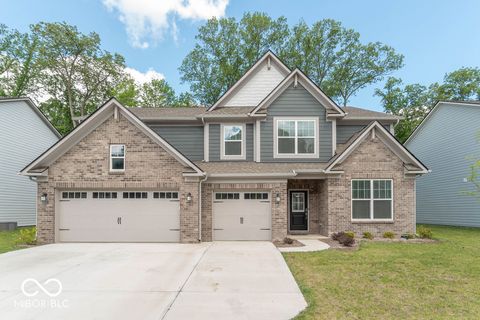 Photo of 3628 Planck Circle, Danville, IN 46122 (MLS # 22109929)