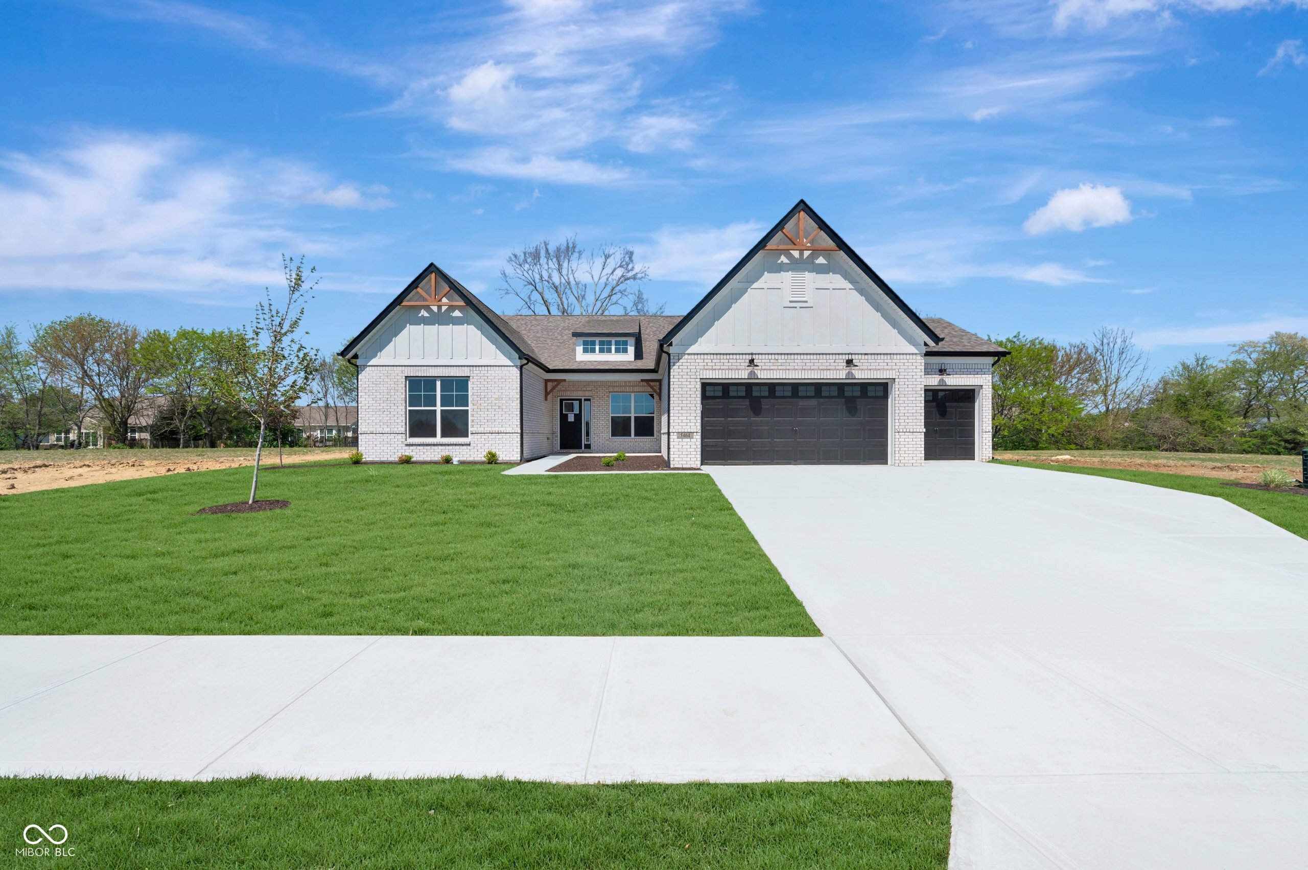 5464 W Tilden Drive