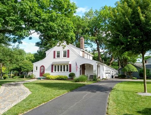 Photo of 112 Northshore Boulevard, Anderson, IN 46011 (MLS # 22095093)