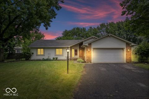 110 Leichester Court Noblesville IN 46060