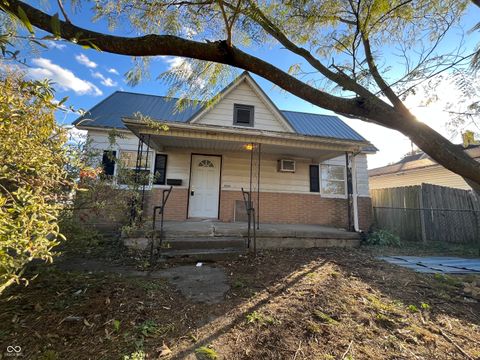 Photo of 1509 Liberty Avenue, Terre Haute, IN 47807 (MLS # 22078757)