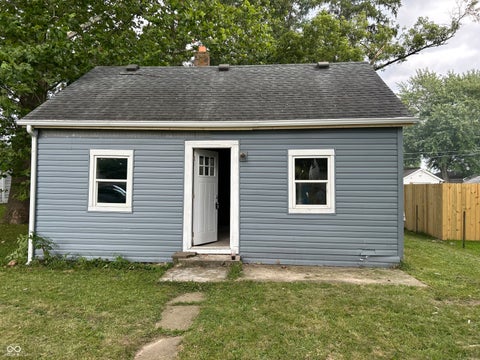 Photo of 2208 S Waldemere Avenue, Muncie, IN 47302 (MLS # 22115400)