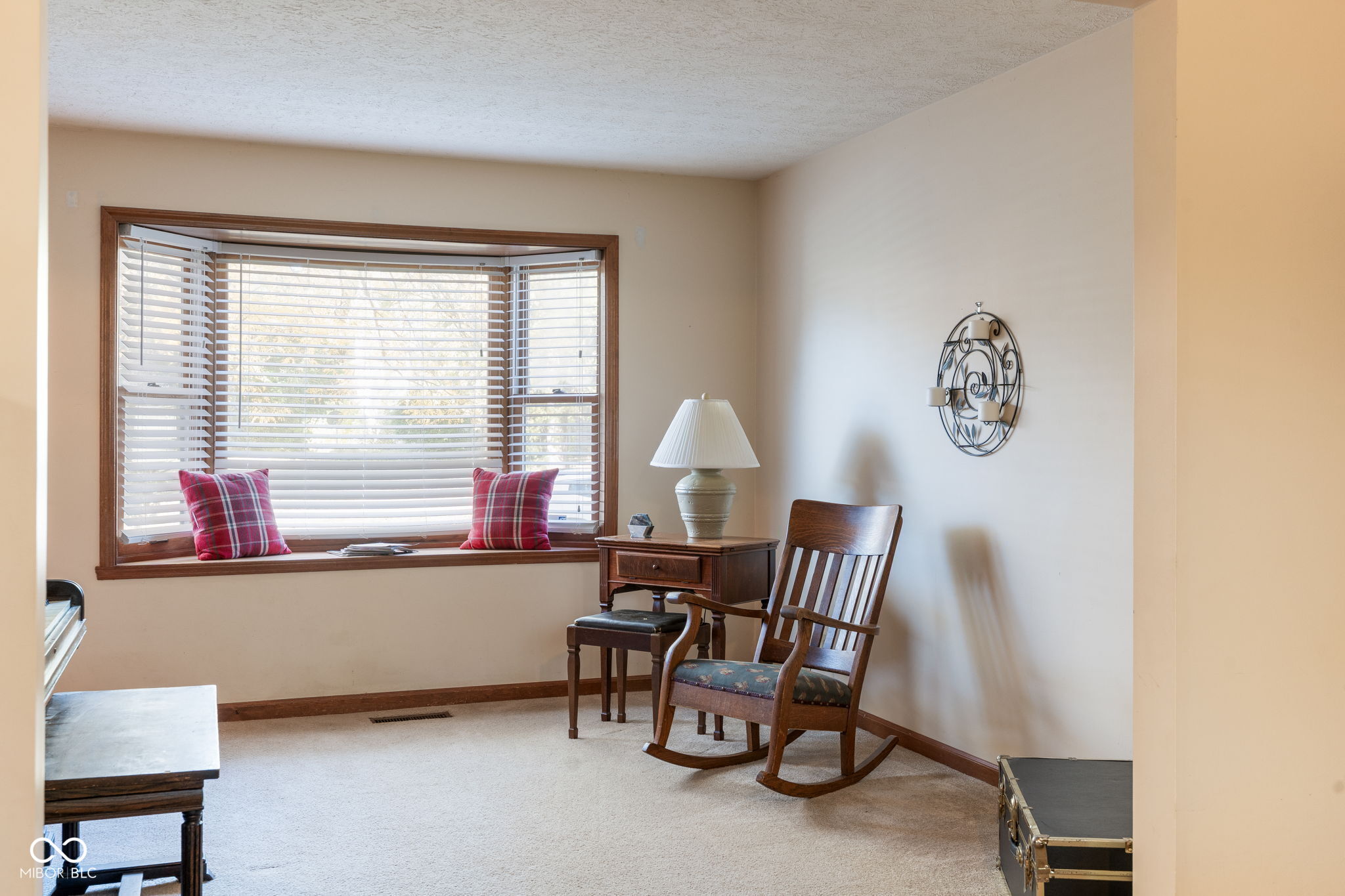 7694 Prairieview Drive