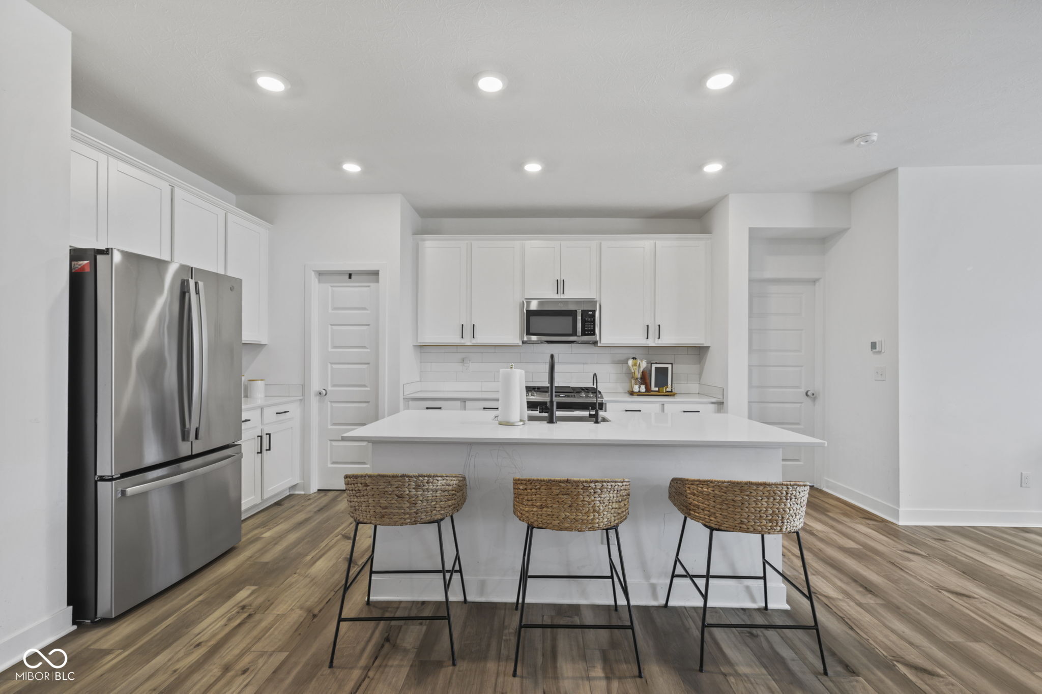 5424 Oak Knoll Drive