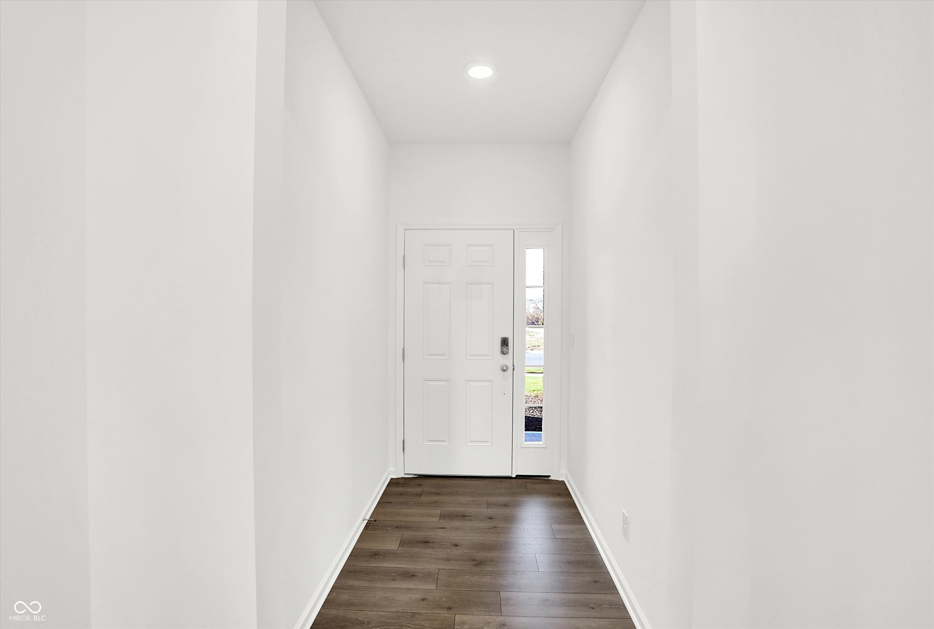 5740 Cloister Lane