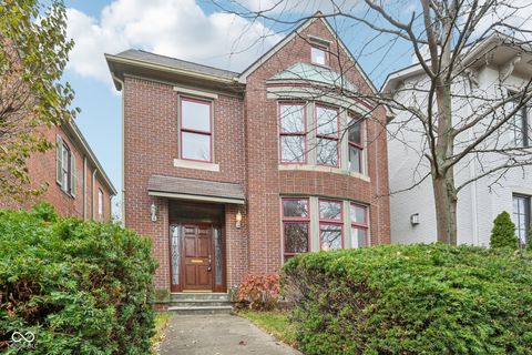 Photo of 346 N College Avenue, Indianapolis, IN 46202 (MLS # 22073956)