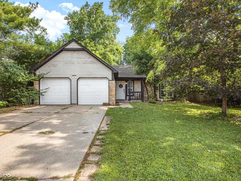 Photo of 7382 Benoit Drive, Indianapolis, IN 46214 (MLS # 22112436)