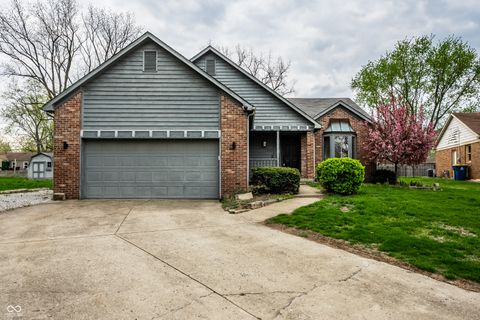 Photo of 8425 Carthay Circle, Fishers, IN 46038 (MLS # 22094572)