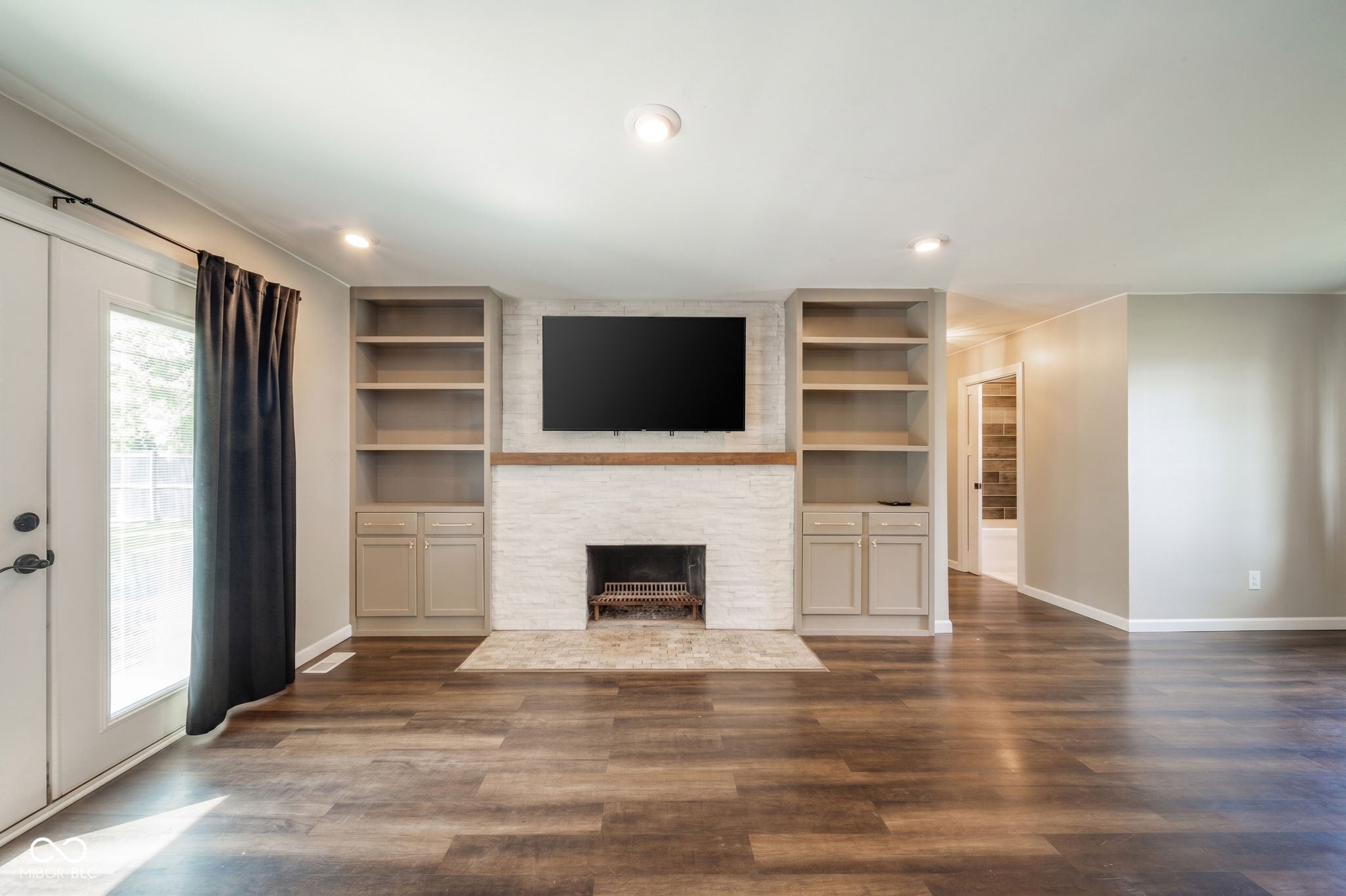 2581 S State Road 103